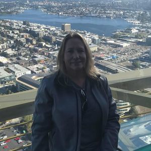 Meet your Posher, Teresa